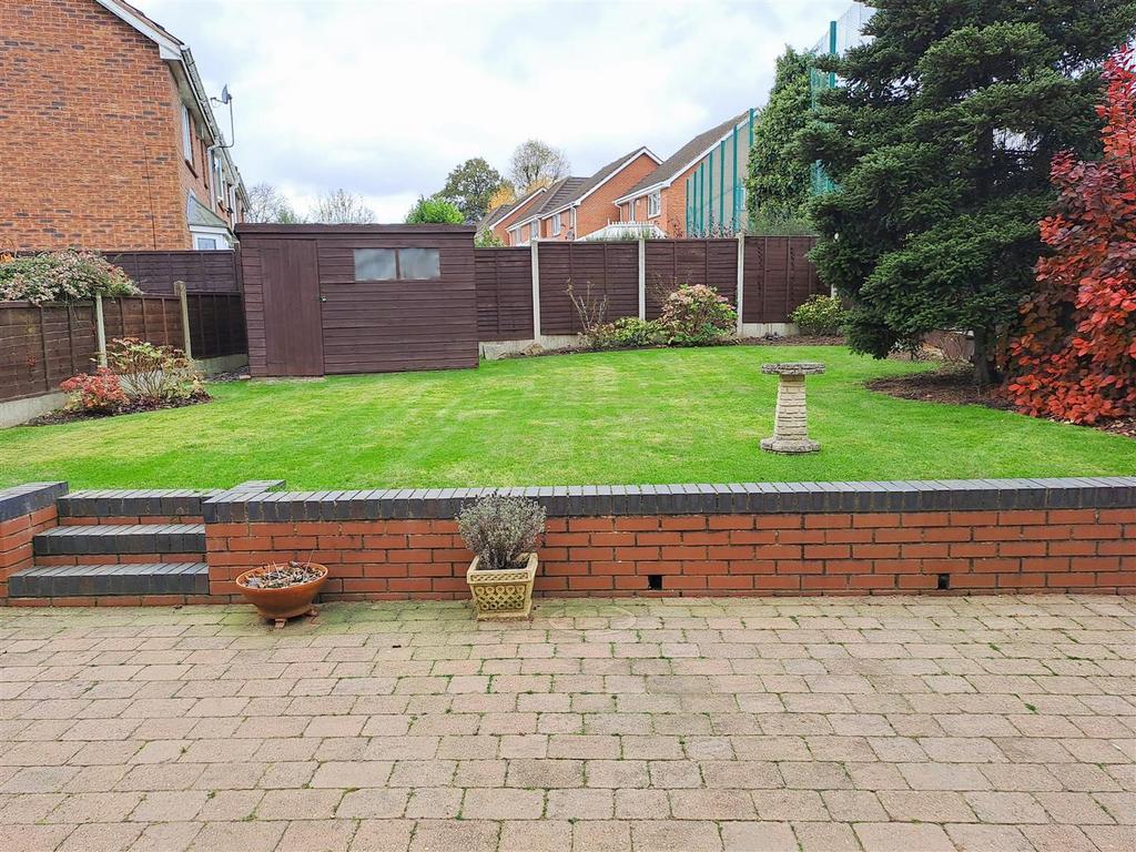Good Size Rear Garden