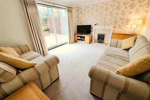 38 Kingfisher Close, Birmingham, B26 2QF