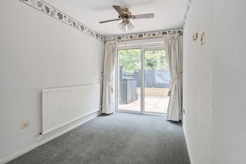 3 bedroom semi-detached house for sale, Birchwood Drive, West Byfleet, KT14