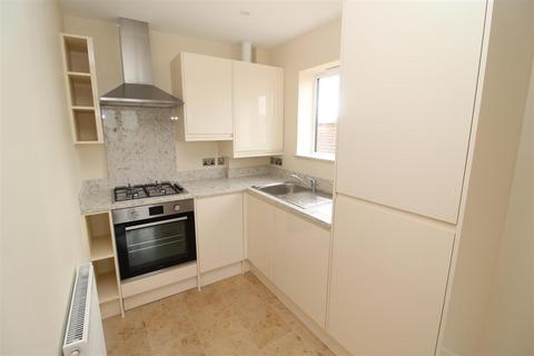 1 bedroom flat to rent, 18 Malden Close, Cambridge