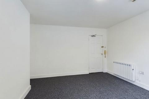 1 bedroom apartment to rent, Carlton Road, Boston