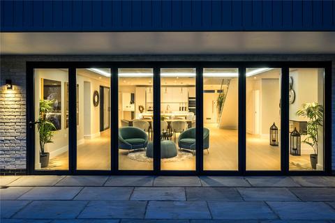 4 bedroom detached house for sale, Brooke House, Courtlands Park, Banstead, Surrey, SM7