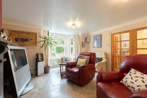 2 bedroom apartment for sale, Garden Flat, 7 Wellington Square, Cheltenham, GL50