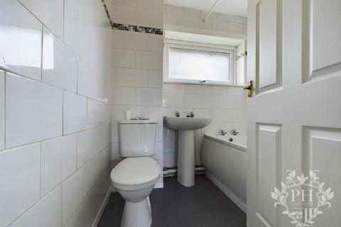 11 Dawlish Green, Middlesbrough, TS4 3NW