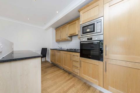 2 bedroom flat to rent, Goat Wharf, Brentford TW8