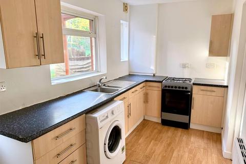 2 bedroom house to rent, Alwold Road, Weoley Castle, Birmingham, B29