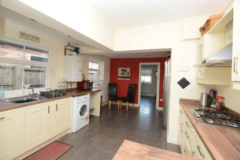 2 bedroom semi-detached house for sale, Umberslade Road, Birmingham B29