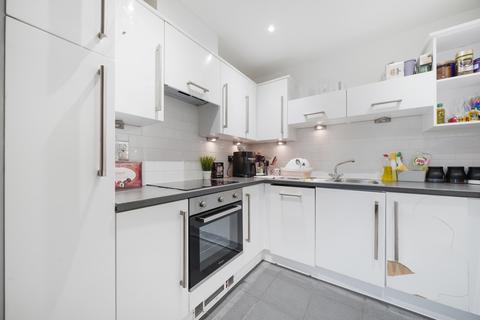 2 bedroom apartment for sale, Prince Regent Road, Hounslow TW3