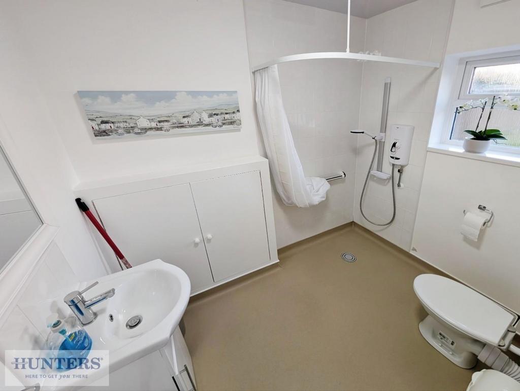 Shower Room W/c