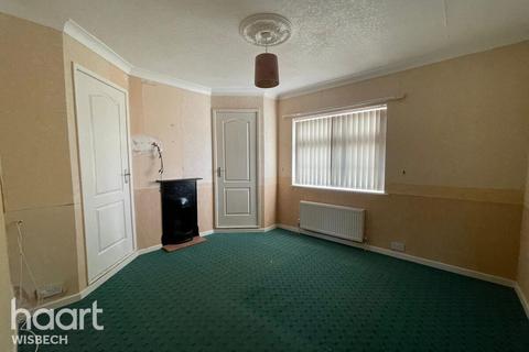 3 bedroom semi-detached house for sale, Churchill Road, Gorefield