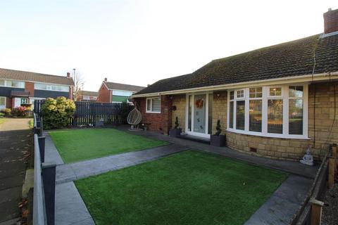 2 bedroom semi-detached bungalow for sale, Alnham Green, Newcastle Upon Tyne NE5