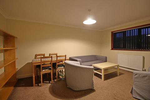 1 bedroom flat to rent, Harlington, UB3