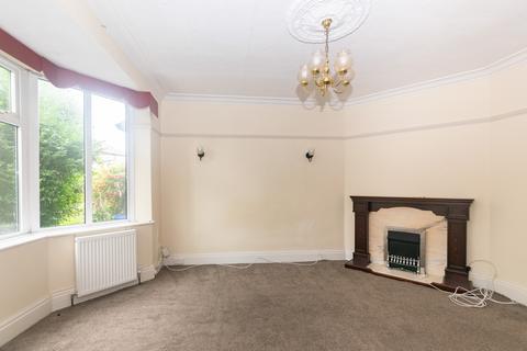 4 bedroom semi-detached house for sale, Halton, Leeds LS15