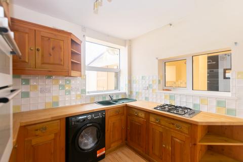 4 bedroom semi-detached house for sale, Halton, Leeds LS15