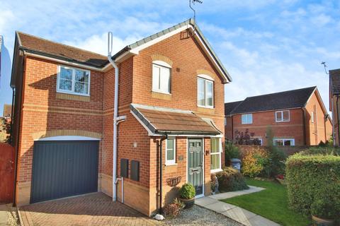 3 bedroom detached house for sale, Bushey Park, Kingswood, Hull, East Riding of Yorkshire, HU7 3JF