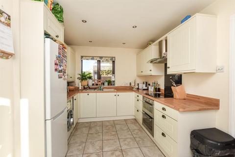 3 bedroom semi-detached house for sale, Leighlands Road, South Woodham Ferrers, Chelmsford