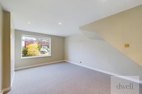 2 bedroom semi-detached house to rent, Marston Avenue, Morley, Leeds, LS27