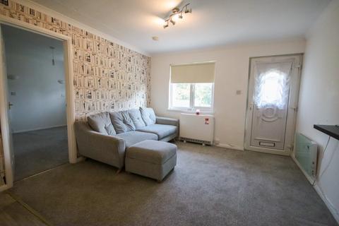 1 bedroom chalet to rent, Minster-on Sea, ME1