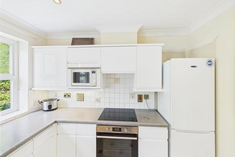 3 bedroom apartment for sale, Open To All Non Jersey Residents - A 3 Bedroom Apartment