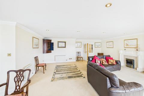 3 bedroom apartment for sale, Open To All Non Jersey Residents - A 3 Bedroom Apartment