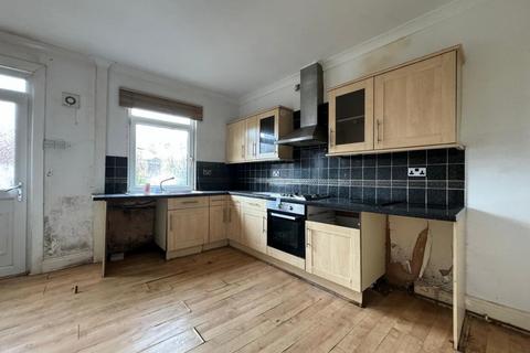 2 bedroom end of terrace house for sale, Derby Street, Barnsley