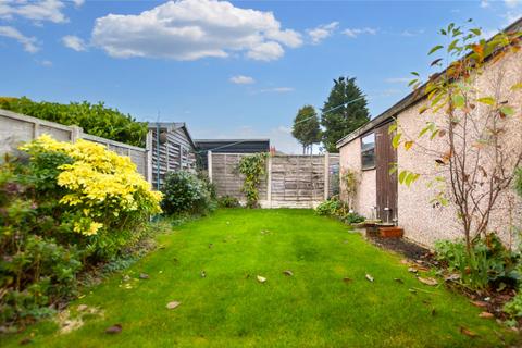 2 bedroom bungalow for sale, Haigh Side Close, Rothwell, Leeds, West Yorkshire