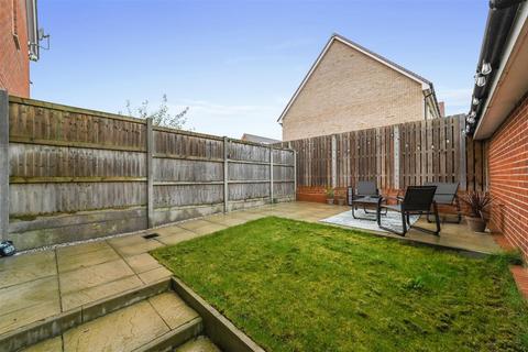 3 bedroom semi-detached house for sale, Poplar Lane, Sproughton, Ipswich