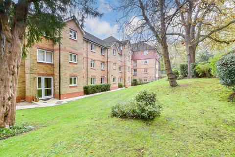 1 bedroom flat for sale, South Street, Epsom, Surrey