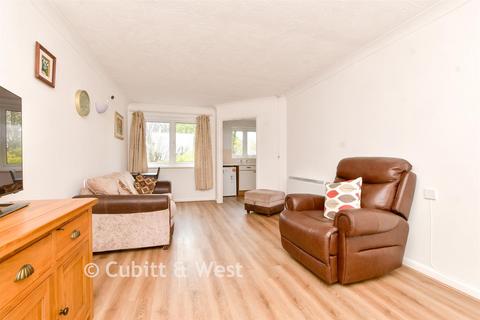 1 bedroom flat for sale, South Street, Epsom, Surrey