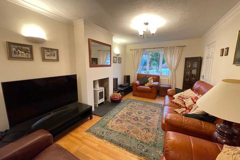 3 Crag View, Thurgoland, Sheffield, S35 7BW