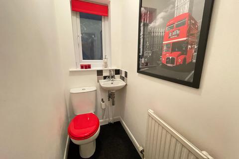 3 Crag View, Thurgoland, Sheffield, S35 7BW