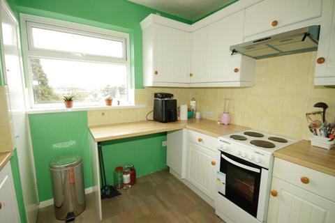 2 bedroom flat for sale, London Road, Sittingbourne, ME10