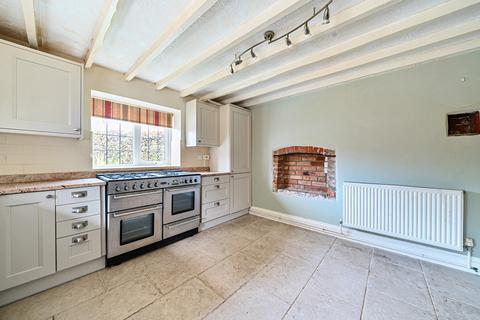 3 bedroom detached house for sale, Middle Street, Misterton, Crewkerne, Somerset, TA18