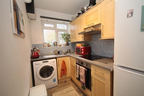 1 bedroom flat to rent, Norwood Court, Stretford, M32 8PL