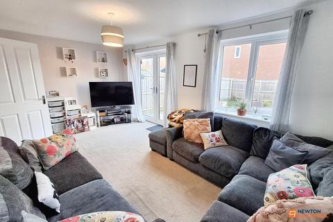 4 bedroom end of terrace house for sale, Westbury Drive, Hampton Gardens, Peterborough, PE7