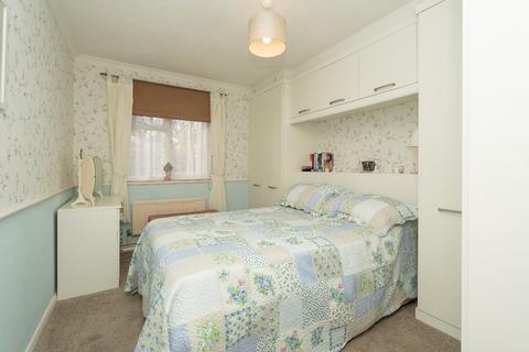 2 bedroom maisonette for sale, Edward Amey Close, Watford, Hertfordshire, WD25