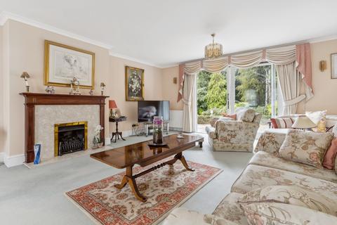 4 bedroom detached house for sale, Woodhall Drive, Pinner HA5