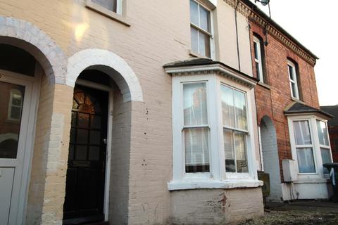 2 bedroom terraced house to rent, Newland Place, Banbury OX16