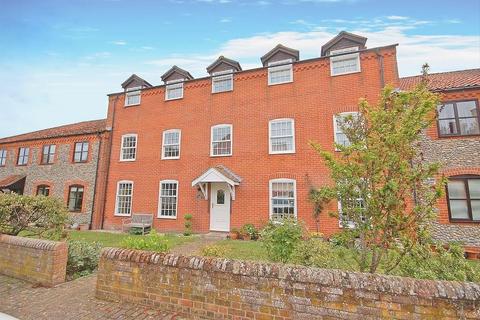 2 bedroom apartment to rent, Runton House Close, West Runton, Cromer