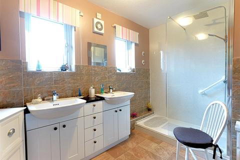4 Cherry Drive, Ellesmere, SY12 9PF