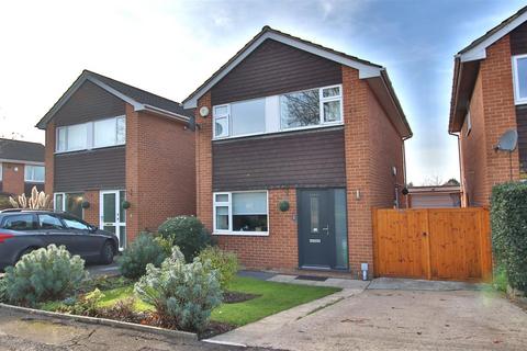 3 bedroom detached house for sale, Springfield, Tewkesbury