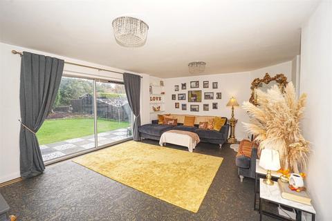 4 bedroom detached house for sale, Hawthorn Avenue, Bexhill-On-Sea