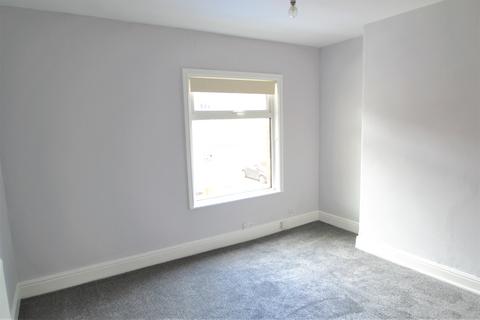 2 bedroom end of terrace house to rent, Goward Street, Market Harborough LE16