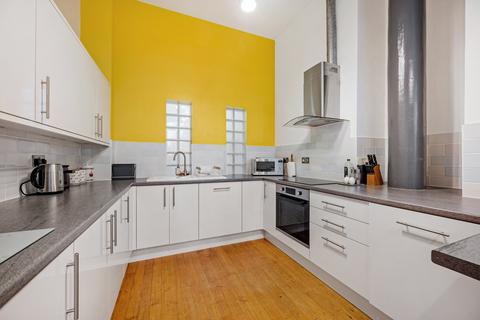 2 bedroom flat for sale, Tobacco Factory Phase 1, 30 Ludgate Hill, Northern Quarter, Manchester, M4