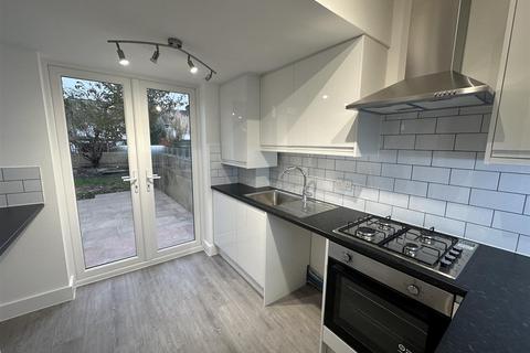 3 bedroom house to rent, Whitmore Gardens, Kensal Rise