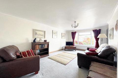 2 bedroom bungalow for sale, Lincoln Avenue, Peacehaven, BN10 7JT