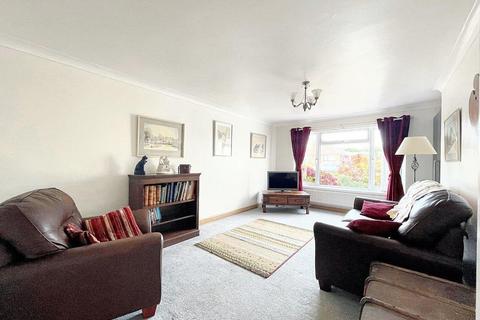 2 bedroom semi-detached bungalow for sale, Lincoln Avenue, Peacehaven, BN10 7JT