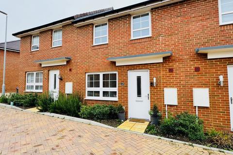 3 bedroom terraced house for sale, Whinchat Rise, Whitfield CT16