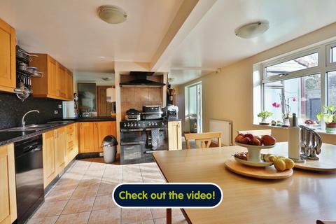 4 bedroom detached house for sale, Station Road, Keyingham, Hull,  HU12 9SZ