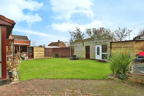 4 bedroom detached house for sale, Station Road, Keyingham, Hull,  HU12 9SZ